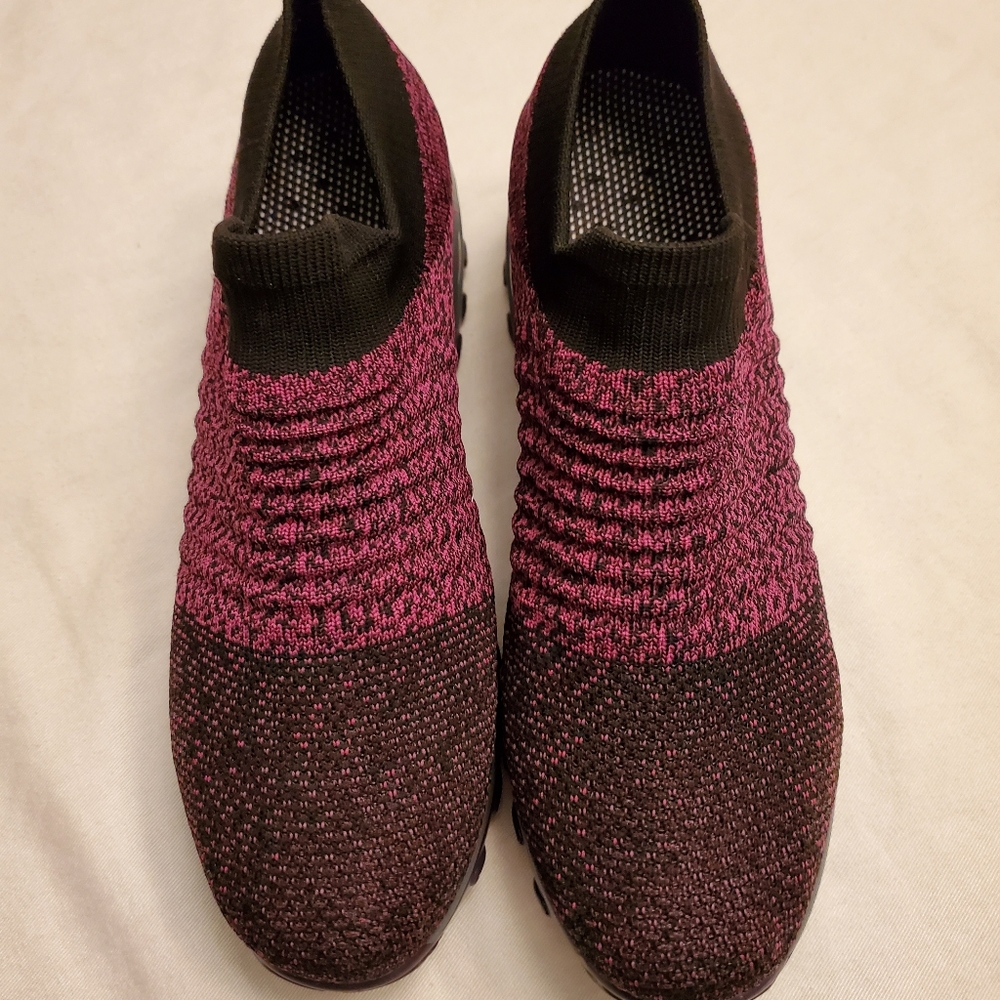 Comfortable Athletic Walking Shoes